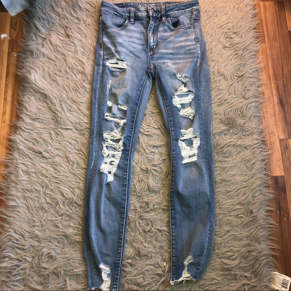American Eagle Distressed Super Skinny Jeans
